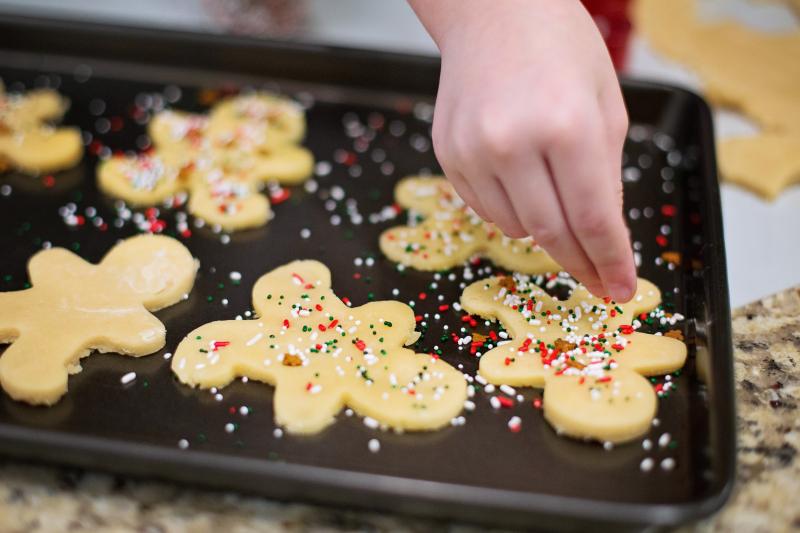 decorating cookies